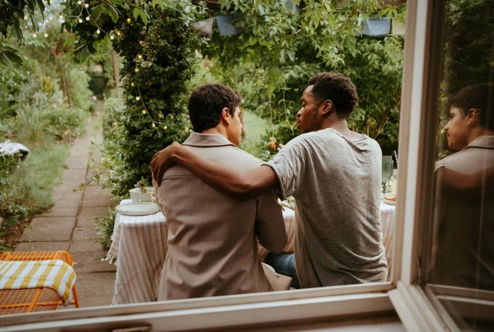 The key to a fulfilling life? Feeling like you matter to others